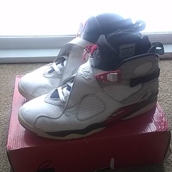 Jordan Other - Jordan 8 (Bugs Bunny)